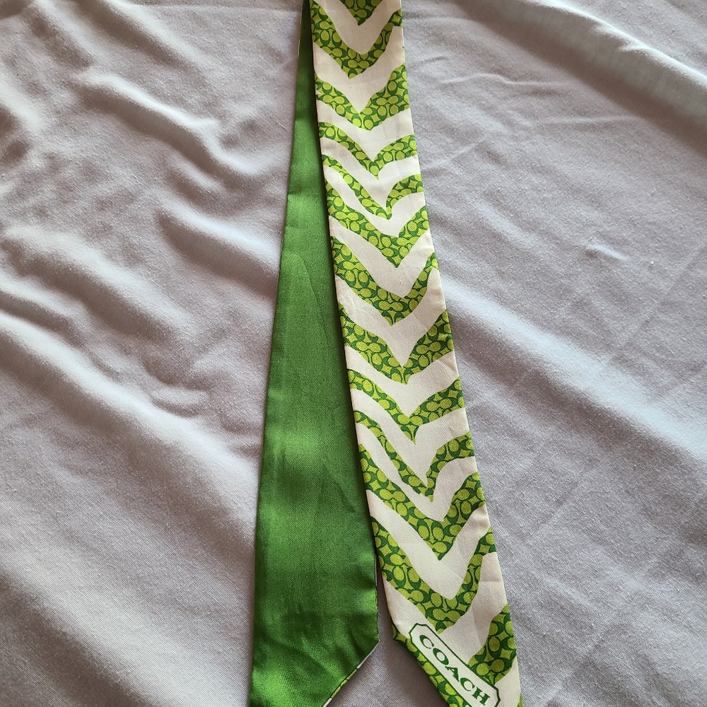 Coach signature oblong Green zebra scarf
